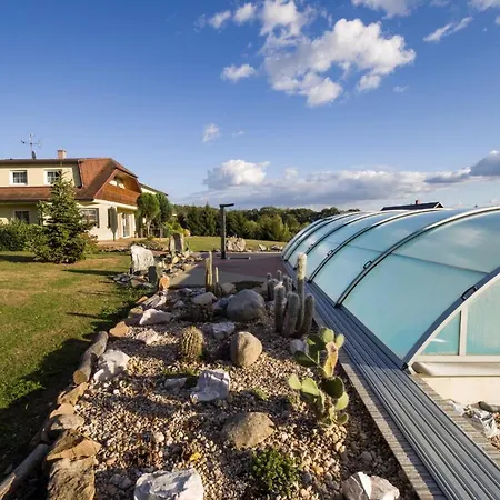 Kuzelka Guest house Drevenice